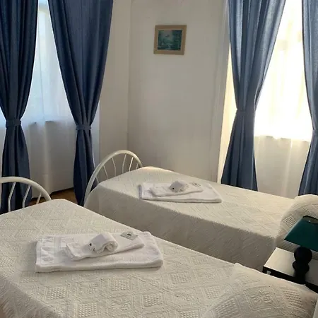 Residencia Whitelove Vendégház