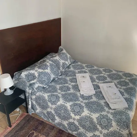 Residencia Whitelove Gasthof Lissabon