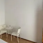 Residencia Whitelove Konukevi