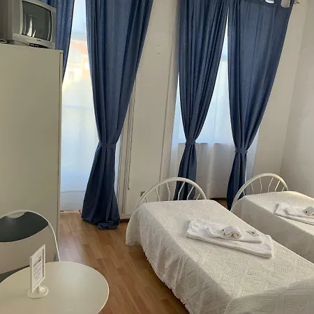 Residencia Whitelove 3* ליסבון